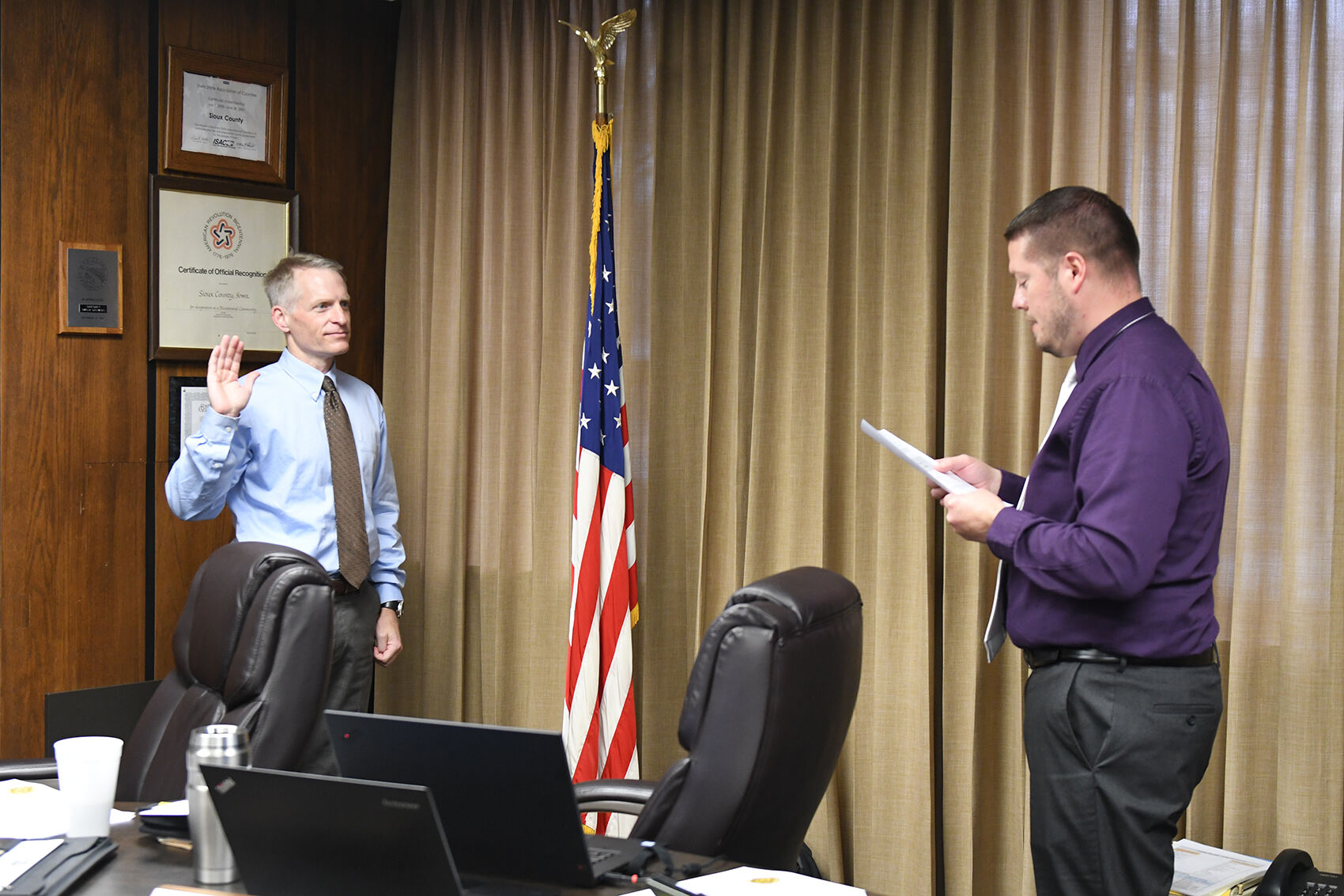 Dan Zomermaand takes oath of office